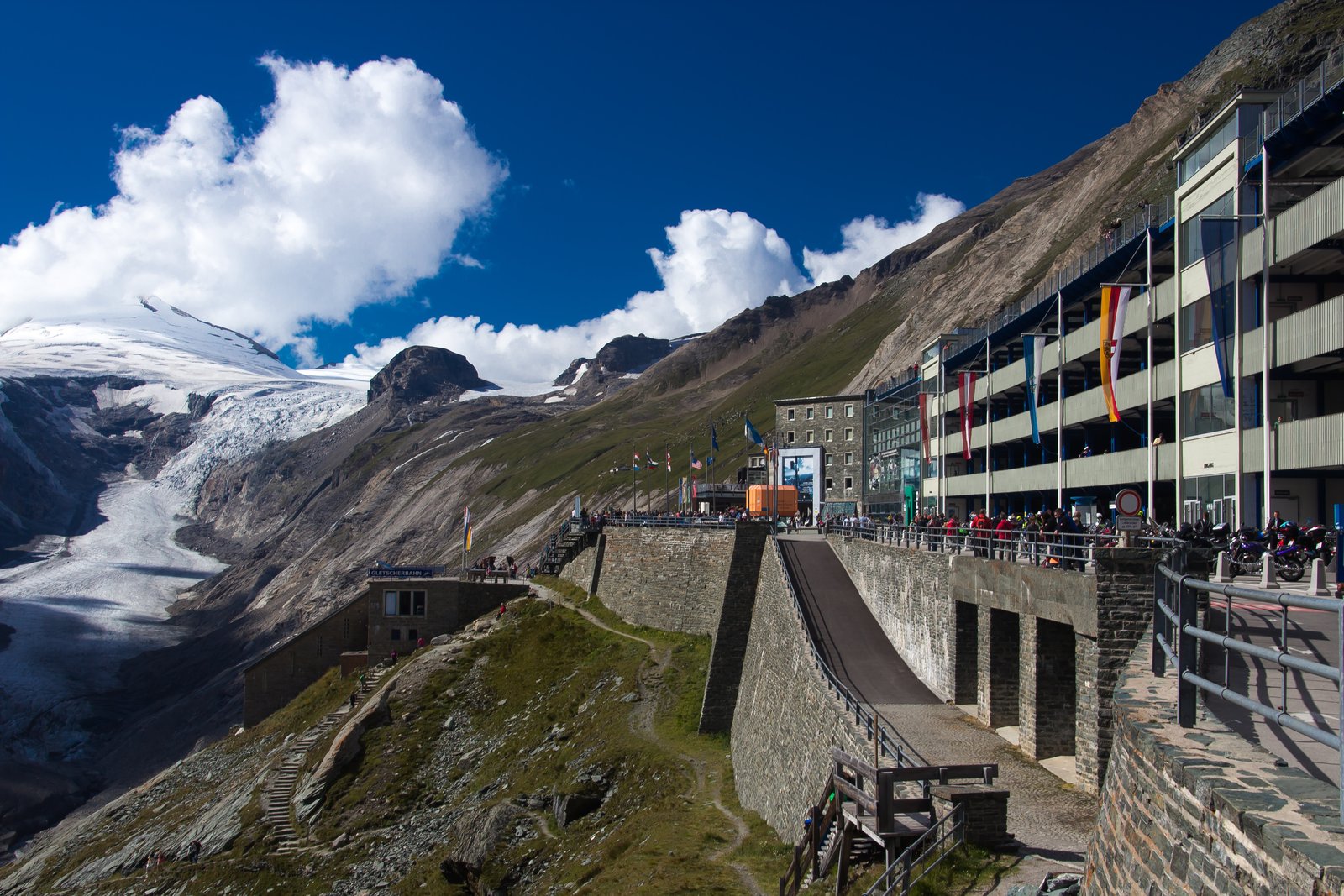 The Kaiser-Franz-Josefs-Höhe visitor centre on the Grossglockner High Alpine Road, home of the Gletscher.Leben exhibition